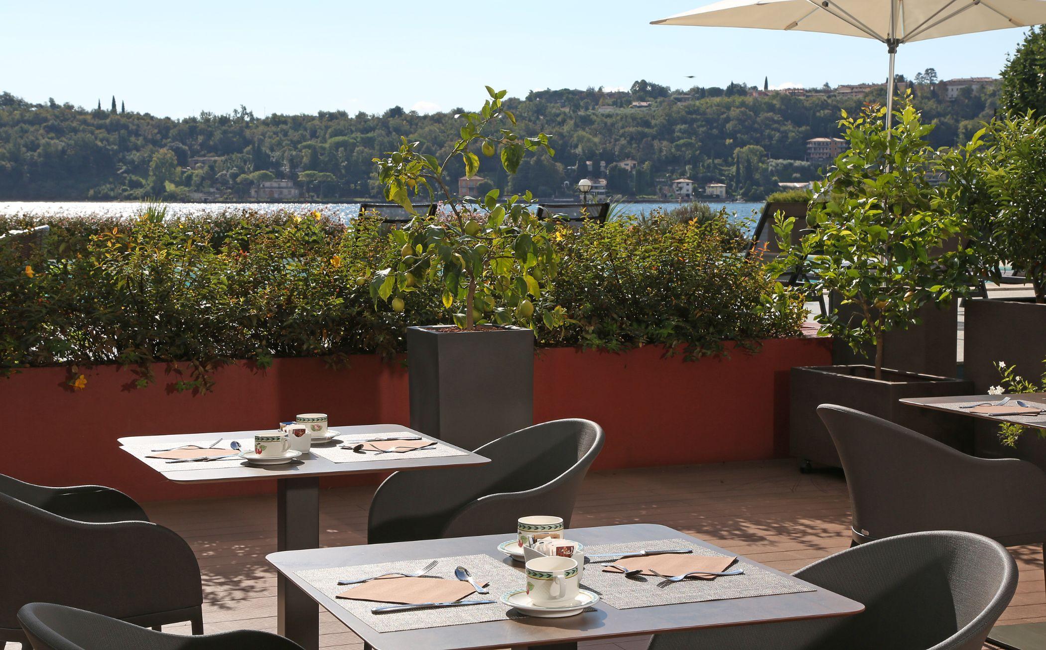 Du Parc Hotel 4*