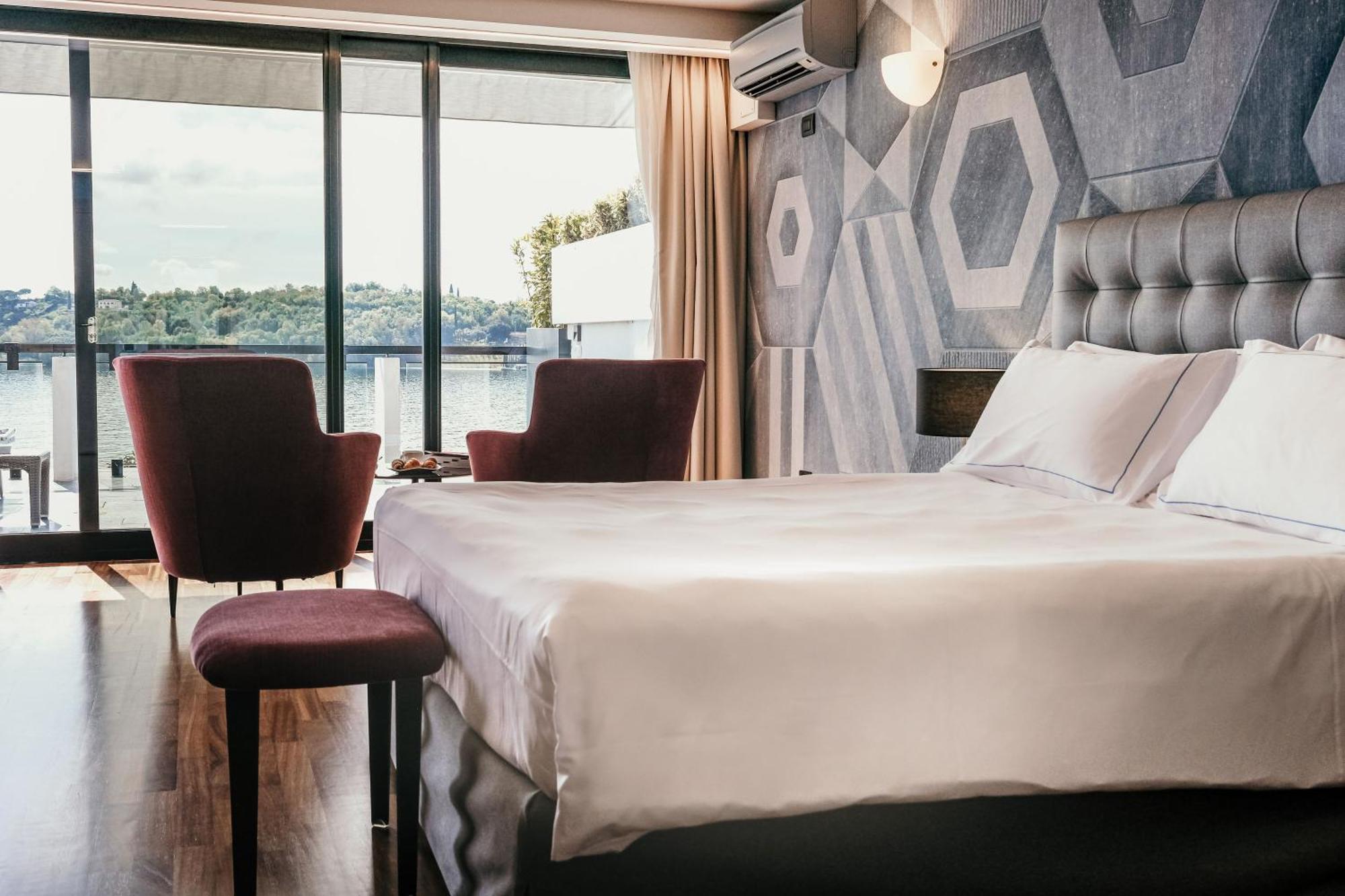 Du Parc Hotel 4*