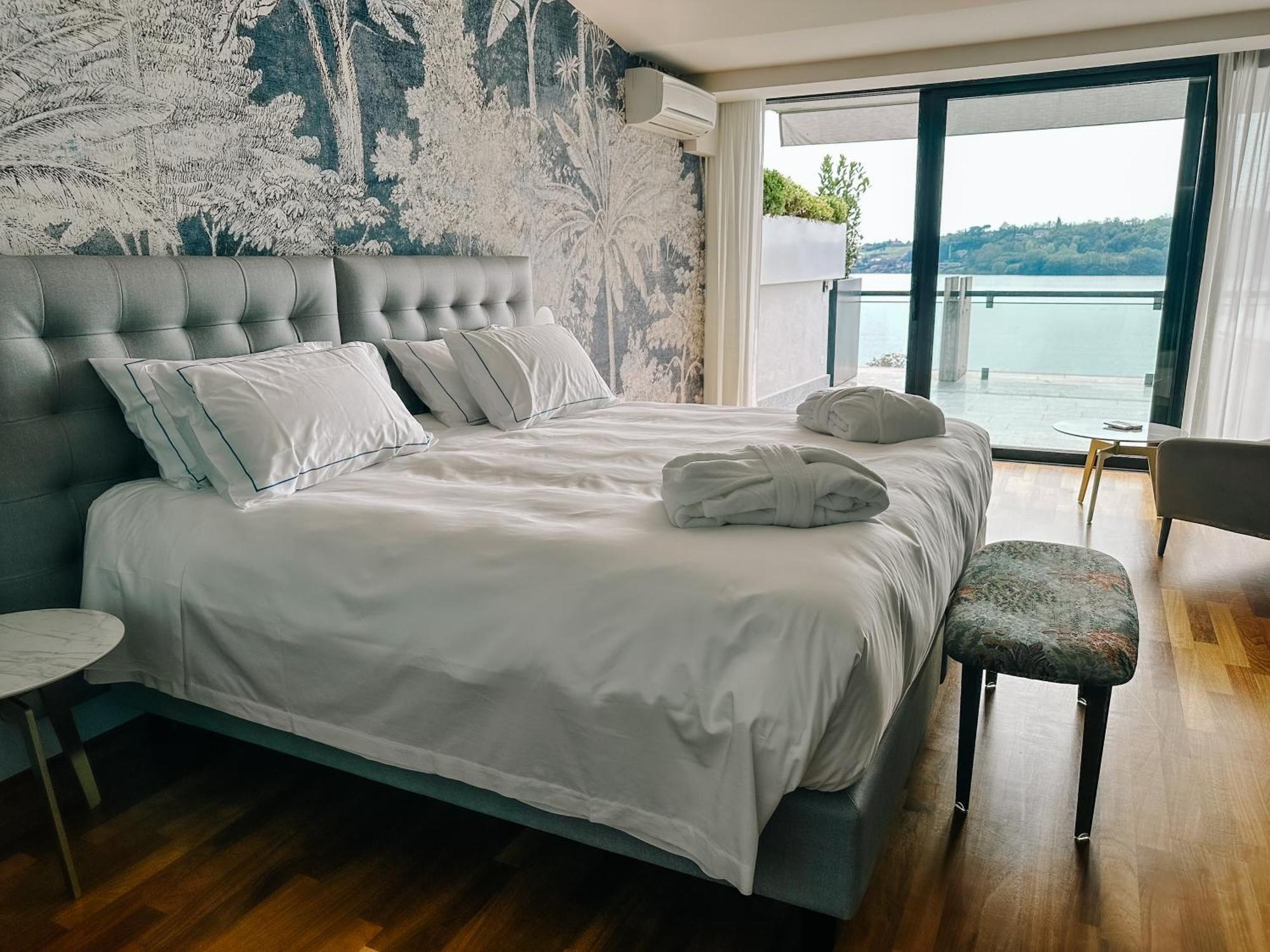 Du Parc 4* Saló